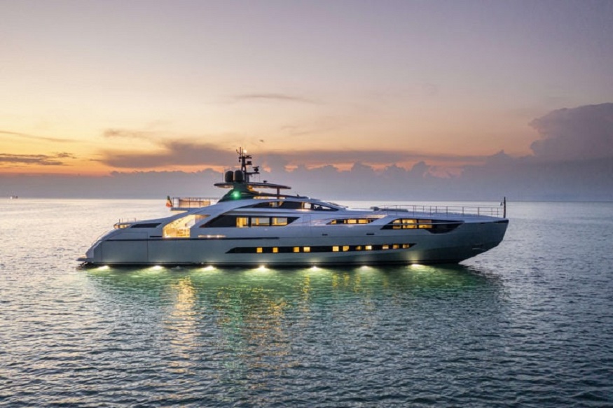 Pershing Yachts